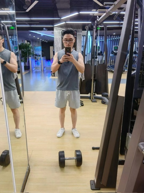 超哥的第二张照片--菏泽相亲服务中心