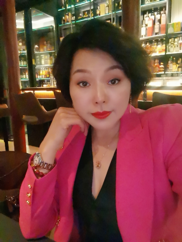 feng的第一张照片--菏泽相亲服务中心