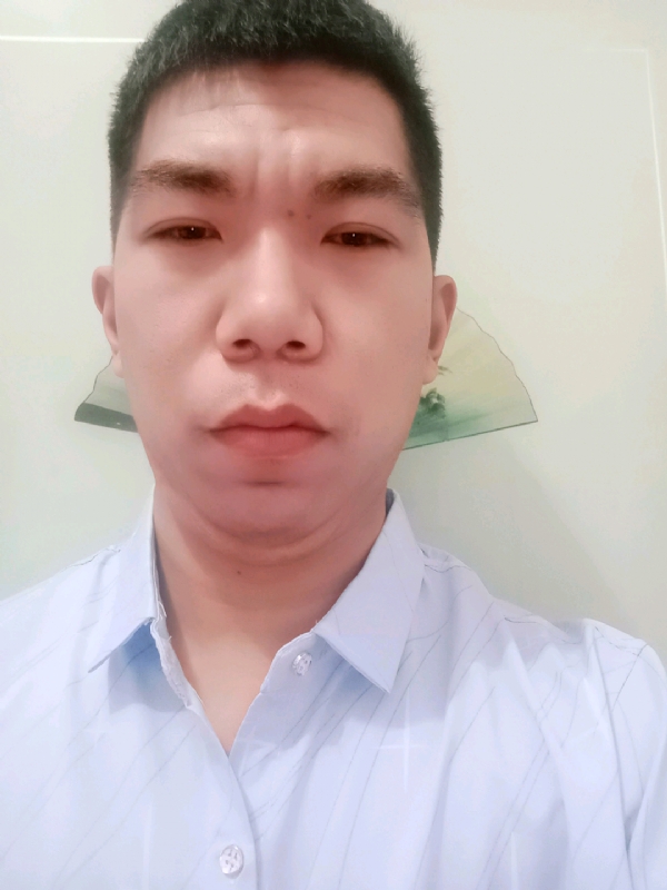 逍遥哥的第一张照片--菏泽相亲服务中心