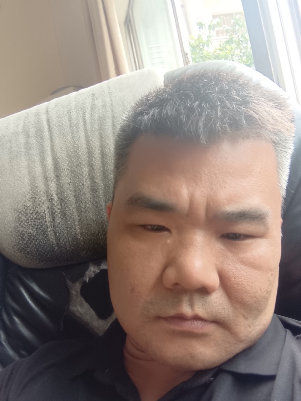 路人的第一张照片--菏泽相亲服务中心