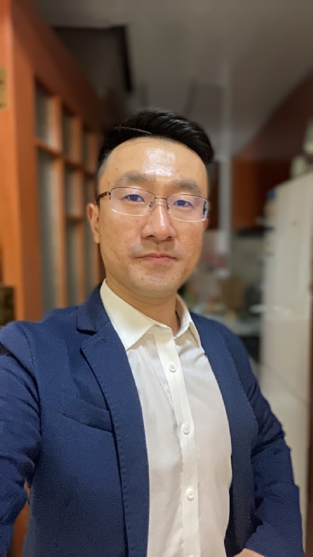 笑看人生的第一张照片--菏泽相亲服务中心