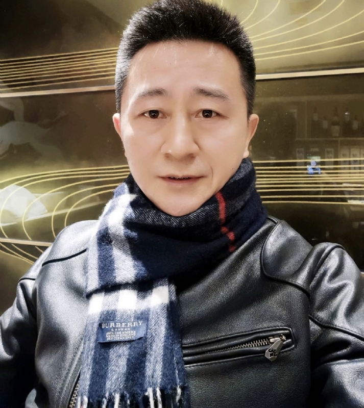 情到深处的第一张照片--菏泽相亲服务中心