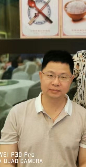 车che的第一张照片--菏泽相亲服务中心