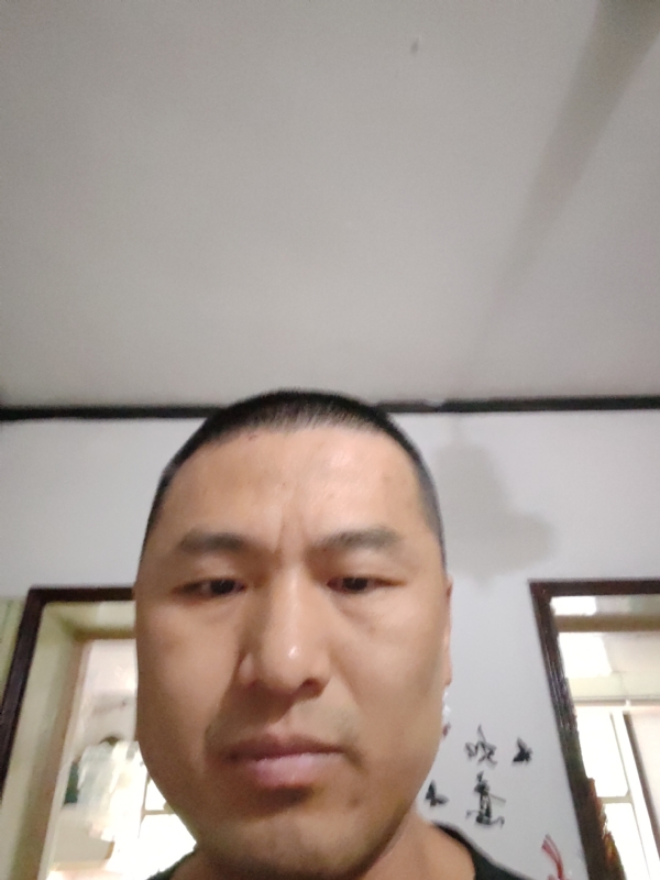 往事随风的第一张照片--菏泽相亲服务中心