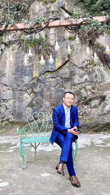 dikson的第一张照片--菏泽相亲服务中心