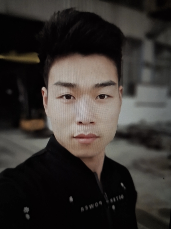 小风的第一张照片--菏泽相亲服务中心