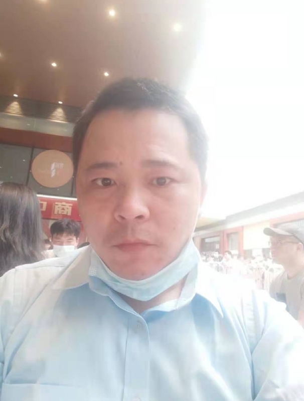 l蓝莲的第一张照片--菏泽相亲服务中心