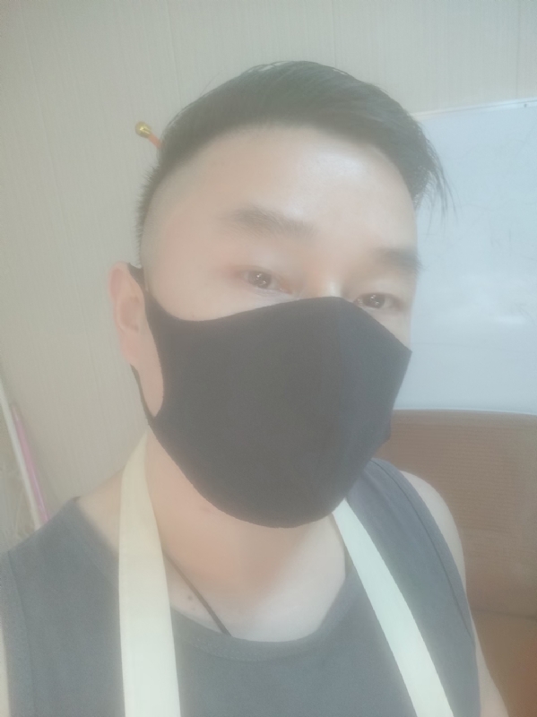 Poluk秦的第二张照片--菏泽相亲服务中心