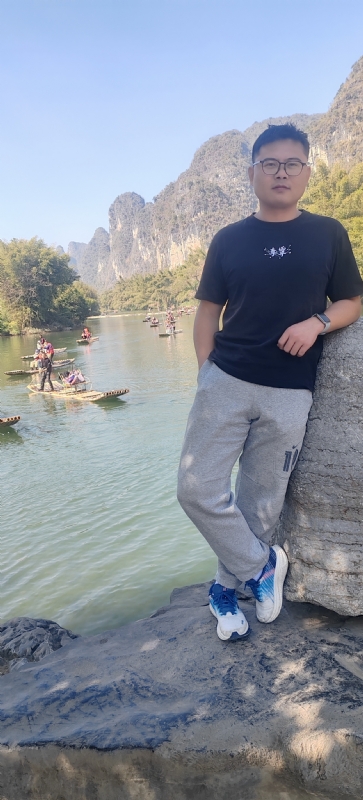 受过伤的狼的第二张照片--菏泽相亲服务中心