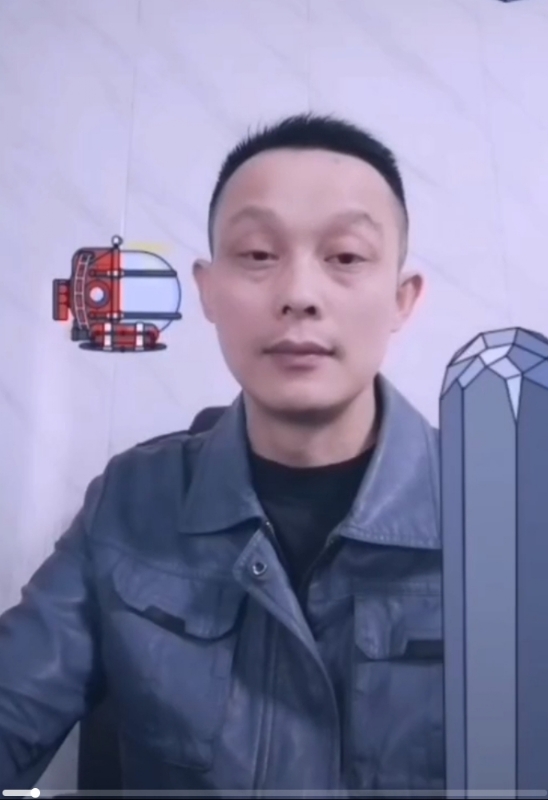 易进的第三张照片--菏泽相亲服务中心