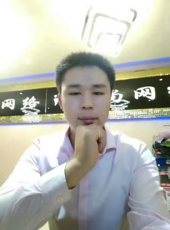 沉默寡言的第一张照片--菏泽相亲服务中心