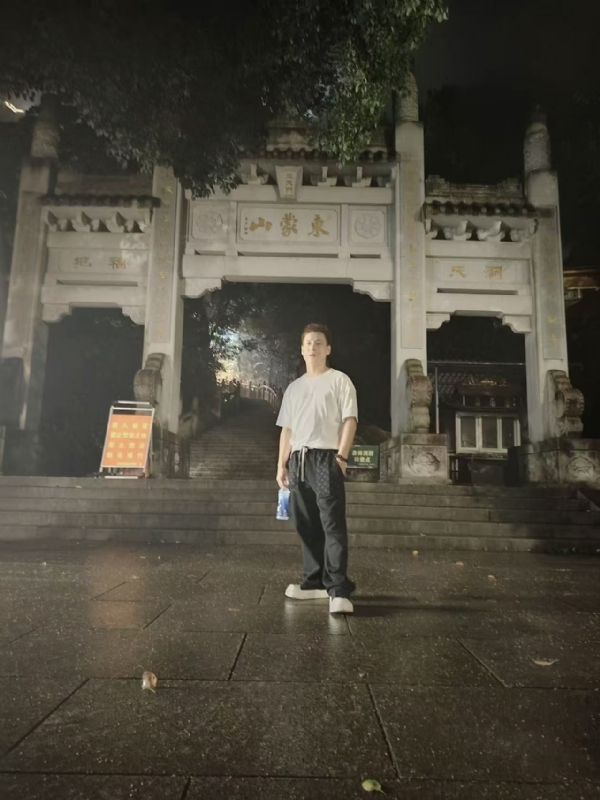 慕晨的第一张照片--菏泽相亲服务中心