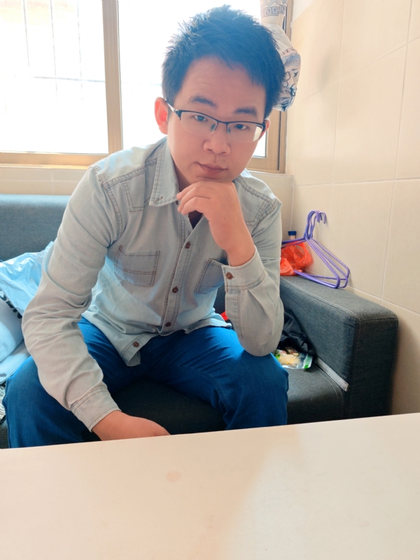 红尘一粟的第一张照片--菏泽相亲服务中心