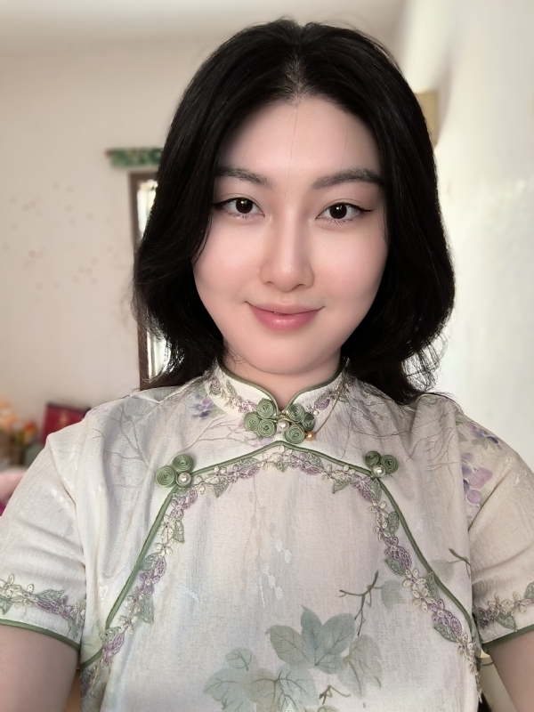 梅莱的第一张照片--菏泽相亲服务中心