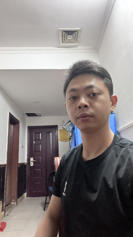 飞天猪的第一张照片--菏泽相亲服务中心