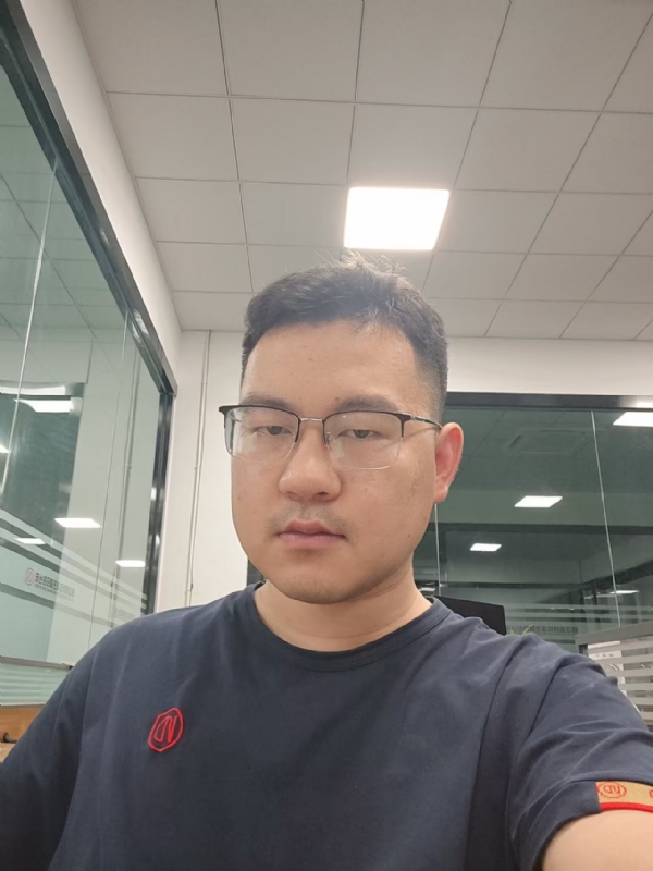 雨落浅响的第一张照片--菏泽相亲服务中心