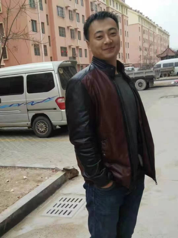 云淡风轻的第一张照片--菏泽相亲服务中心