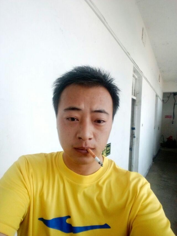 云淡风轻的第二张照片--菏泽相亲服务中心