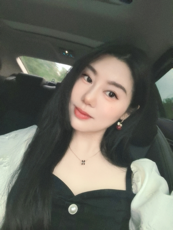 潇潇暮雨的第一张照片--菏泽相亲服务中心
