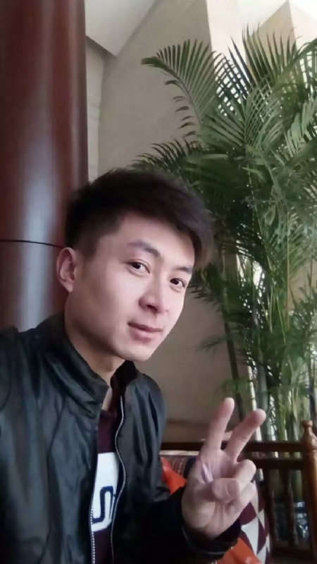 蓝锋的第一张照片--菏泽相亲服务中心