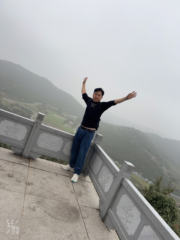 择一人白头偕老的第三张照片--菏泽相亲服务中心