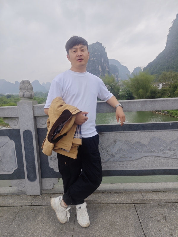 天选之人的第一张照片--菏泽相亲服务中心