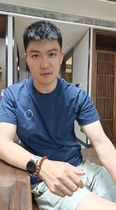 大鹏展翅的第二张照片--菏泽相亲服务中心