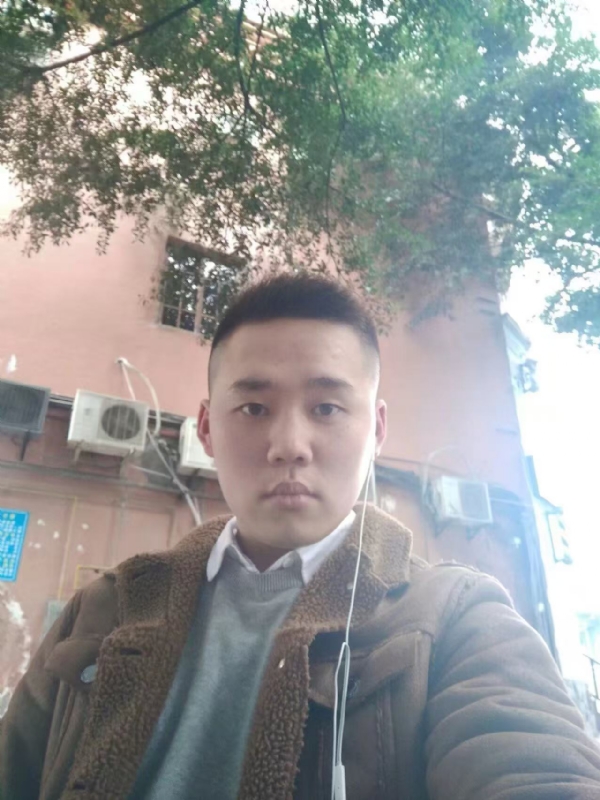 想了很久的男人的第一张照片--菏泽相亲服务中心