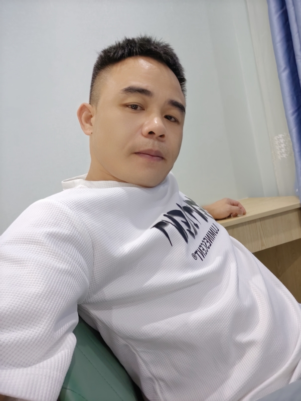 下一站的我的第二张照片--菏泽相亲服务中心