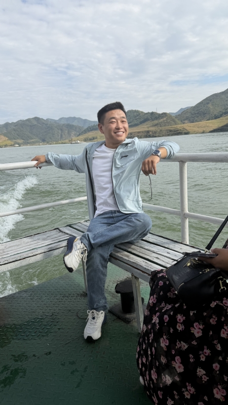 烟花易笑的第二张照片--菏泽相亲服务中心