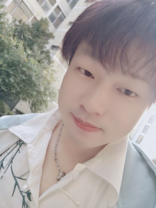 柠檬不加糖的第二张照片--菏泽相亲服务中心