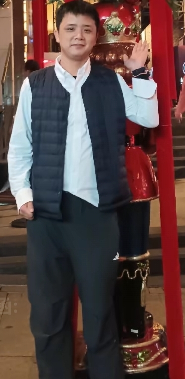 龙的陪伴的第一张照片--菏泽相亲服务中心