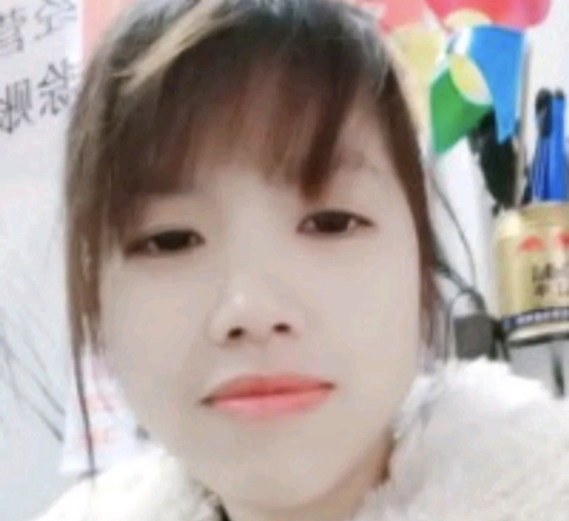 懒猪的第一张照片--菏泽相亲服务中心