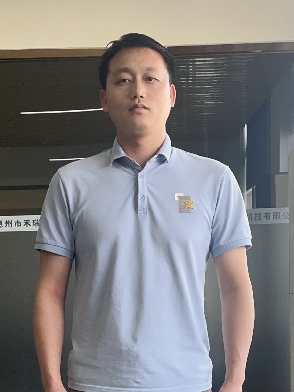 鹊桥的第一张照片--菏泽相亲服务中心