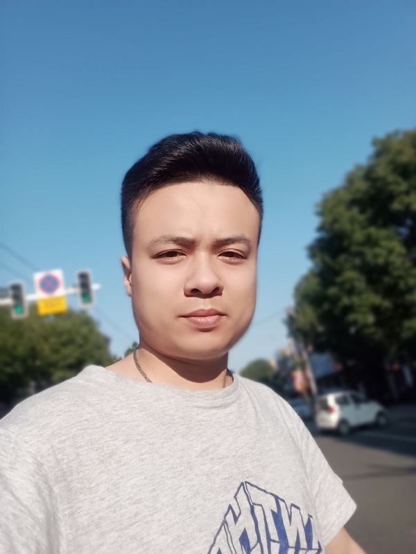 简简单单的第一张照片--菏泽相亲服务中心