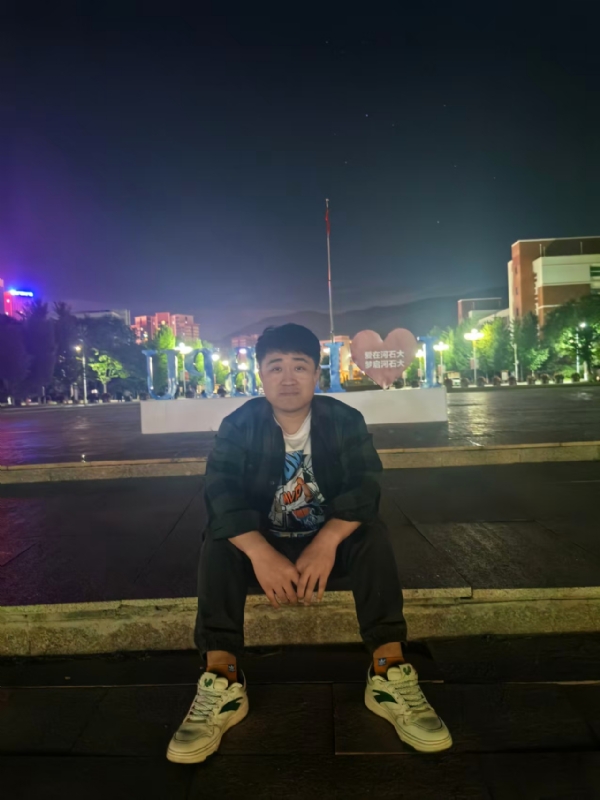 芽儿呦的第二张照片--菏泽相亲服务中心