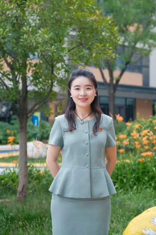 弯弯的第一张照片--菏泽相亲服务中心