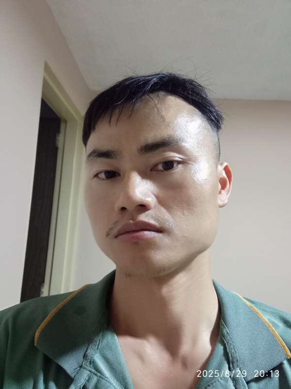 自简的第二张照片--菏泽相亲服务中心