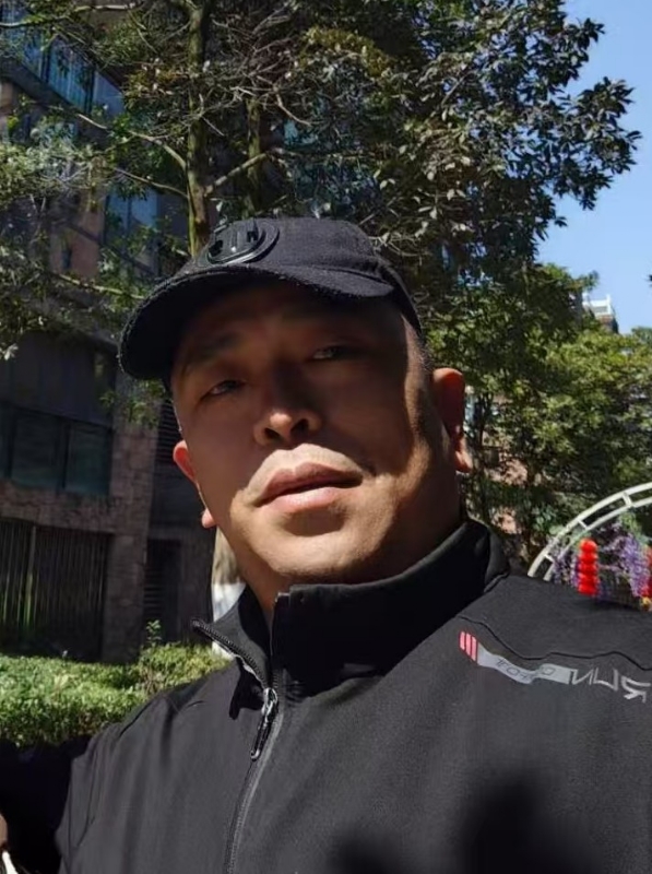蓝色海洋的第一张照片--菏泽相亲服务中心