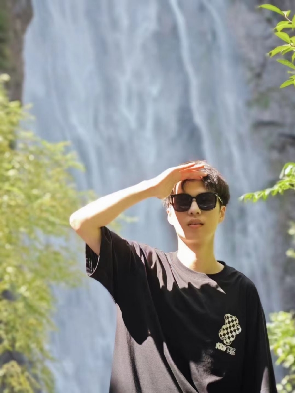 大橙子的第一张照片--菏泽相亲服务中心