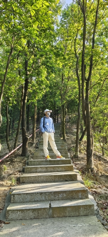 书衣的第三张照片--菏泽相亲服务中心