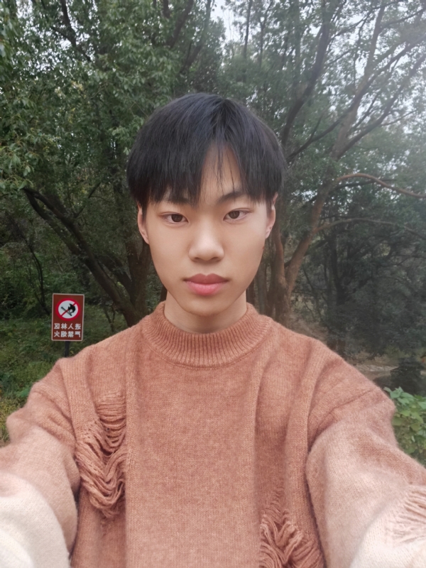 祤辰的第三张照片--菏泽相亲服务中心