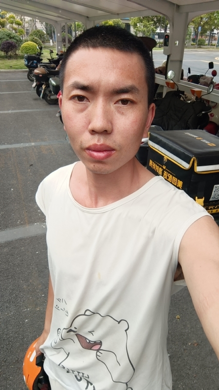 想找个女朋友的第一张照片--菏泽相亲服务中心